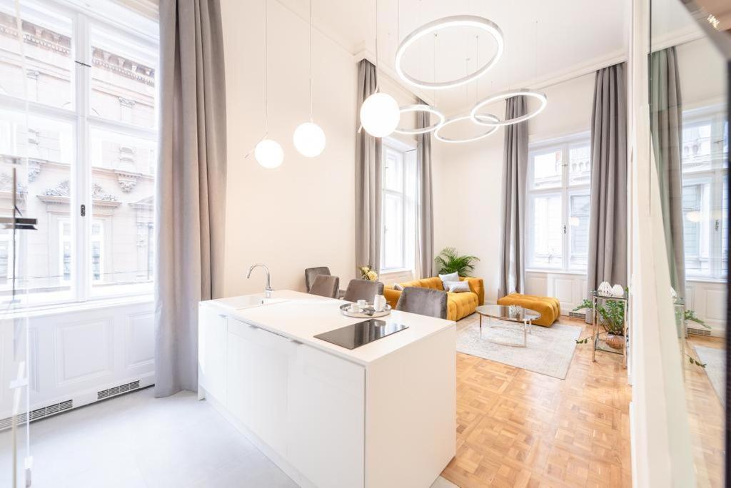 2br2ba Andrassy Free Parking * Budapeste